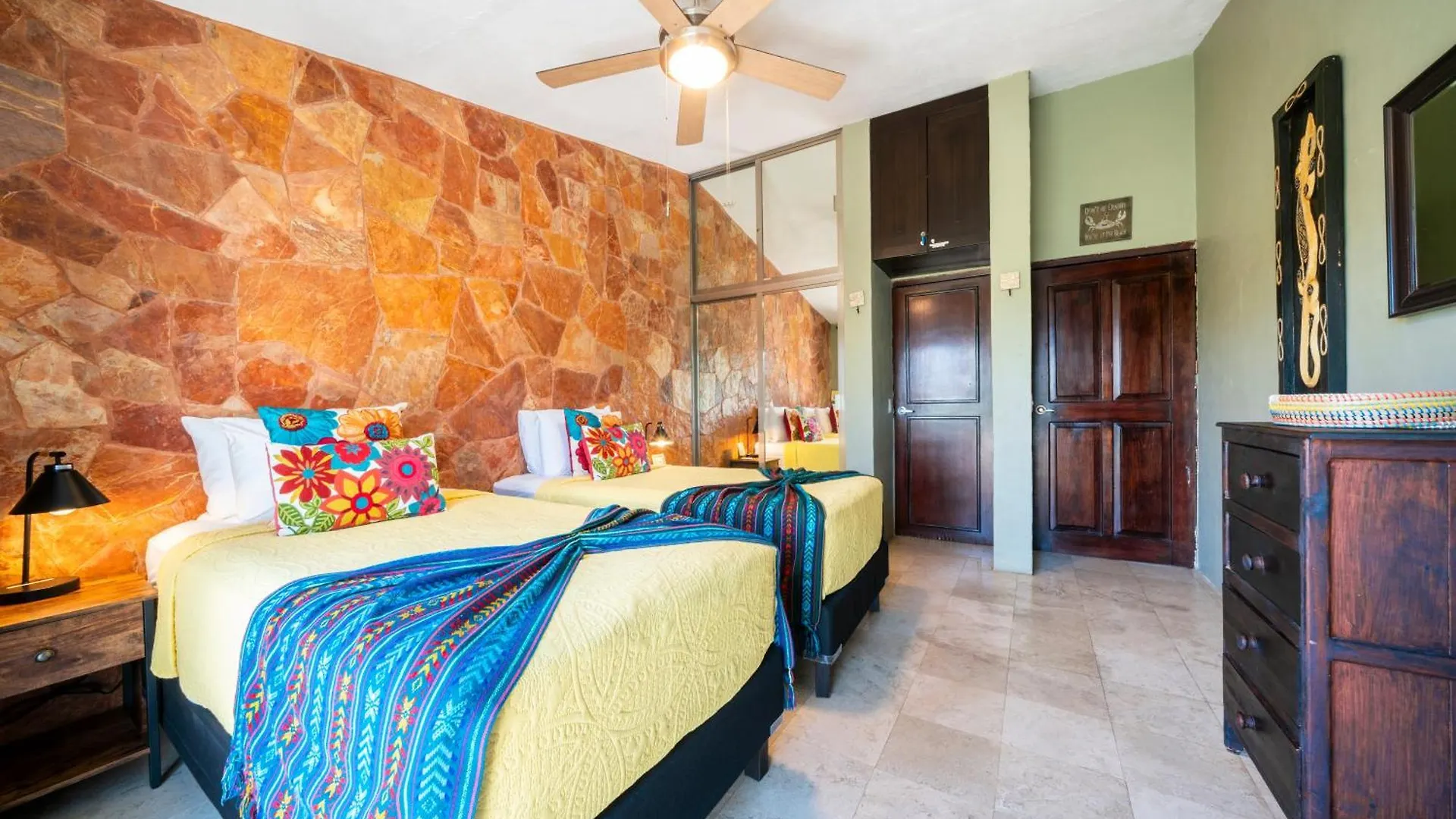 Spacious 2 Bedroom Condo In Playacar II - At Rosa Blanca Condos - Sueno Playa del Carmen Apartment