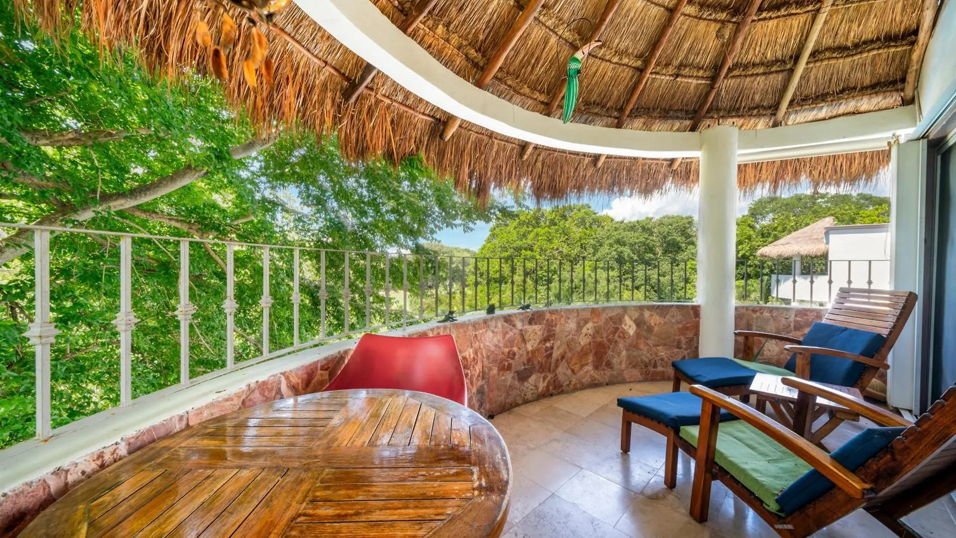 Apartment Spacious 2 Bedroom Condo In Playacar II - At Rosa Blanca Condos - Sueno Playa del Carmen