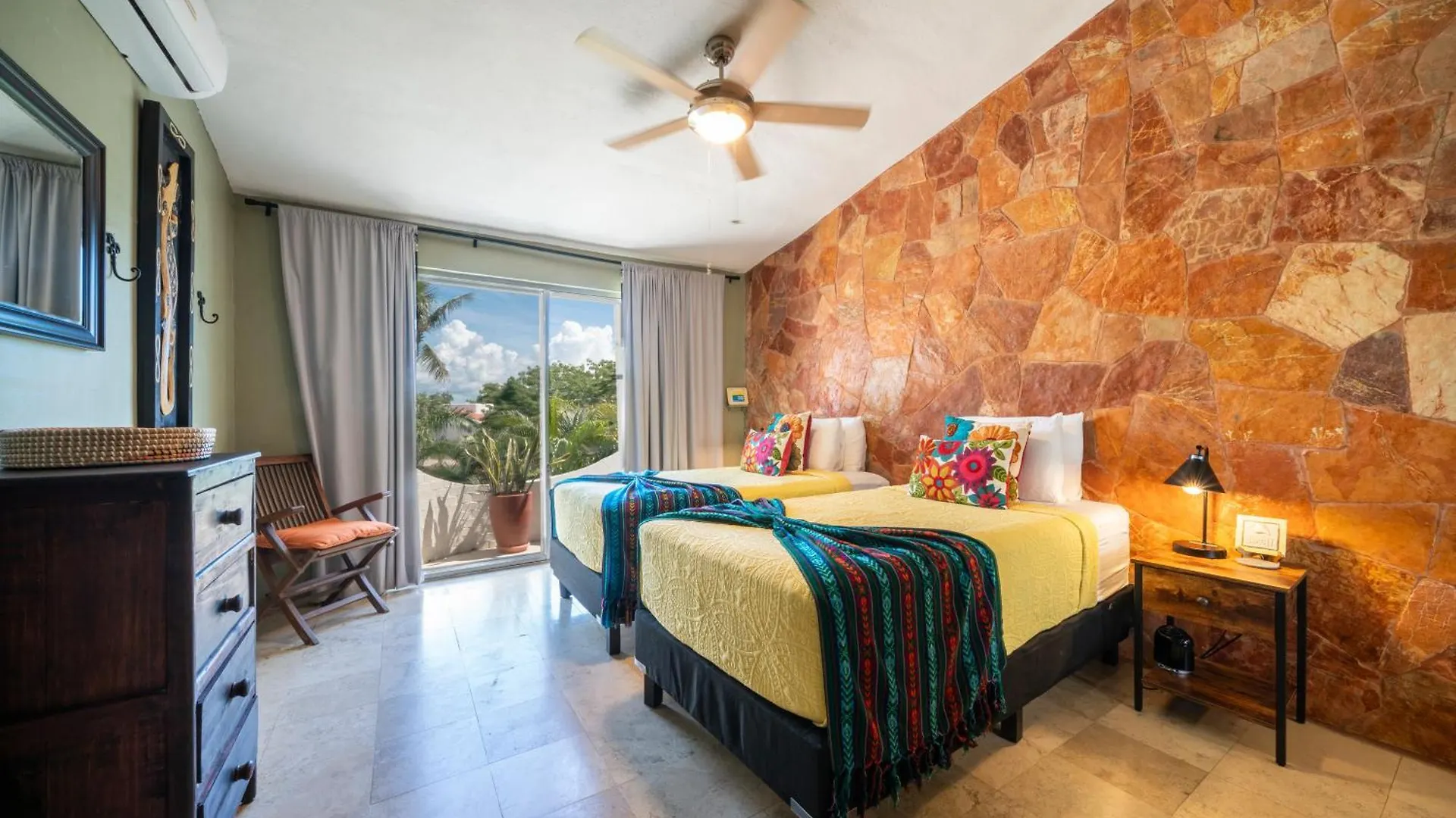 Spacious 2 Bedroom Condo In Playacar II - At Rosa Blanca Condos - Sueno Playa del Carmen 0*,  Mexico